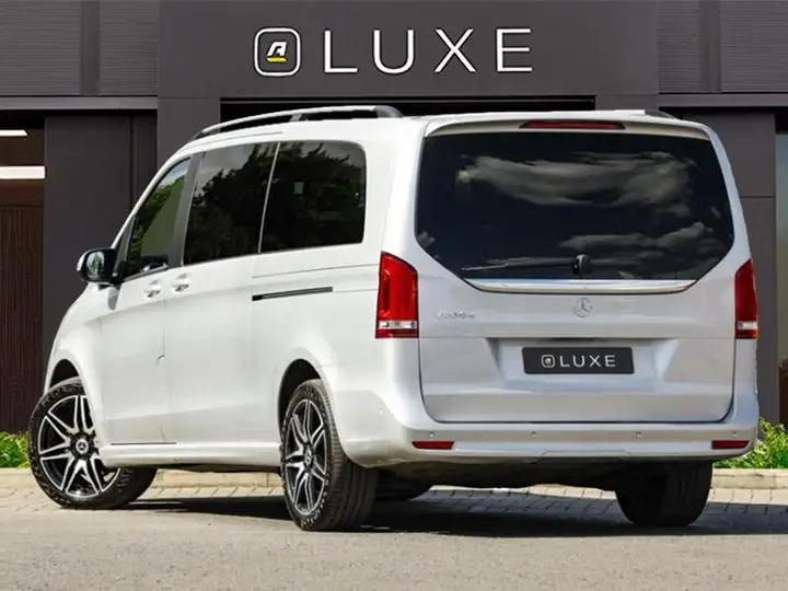 Mercedes-Benz V-Class 2023 photo 2