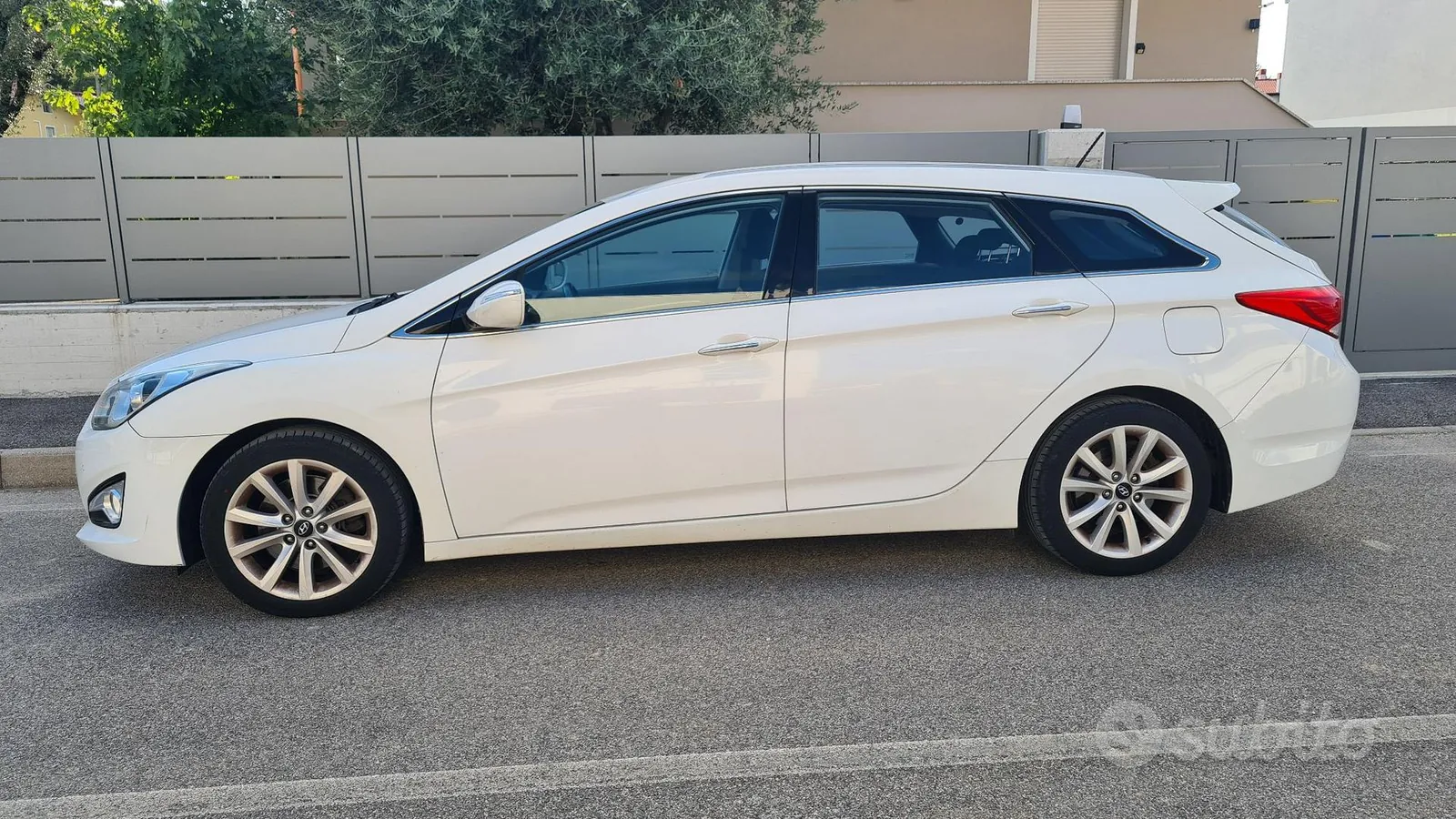 Hyundai I40 2012 photo 2