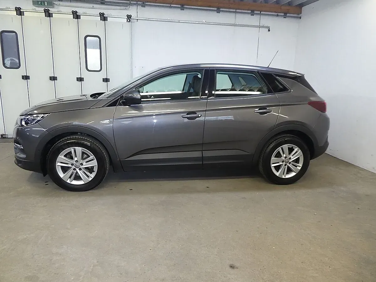 Opel Grandland X 2021 photo 2
