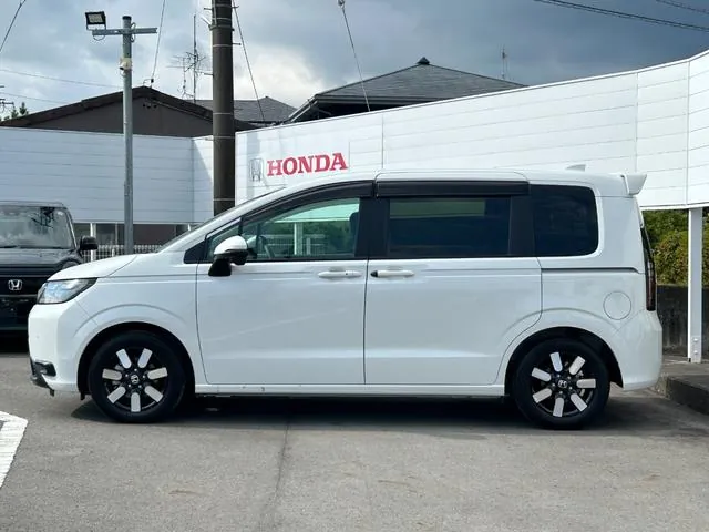 Honda Freed 2025 photo 3