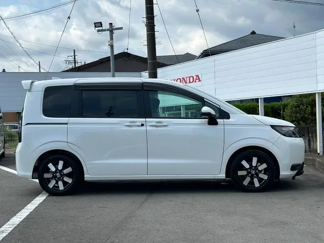 Honda Freed 2025 photo 4