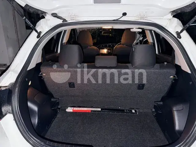 Toyota Vitz 2017 photo 3
