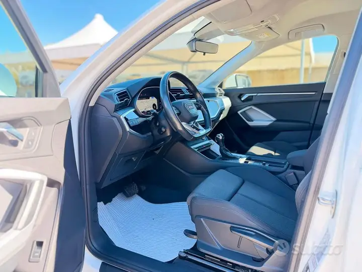 Audi Q3 2022 photo 4