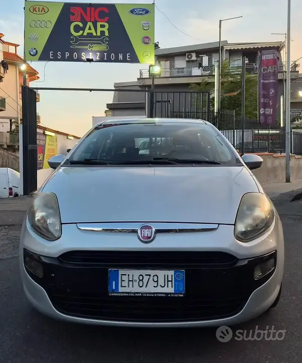 Fiat Punto Evo 2011 photo 3