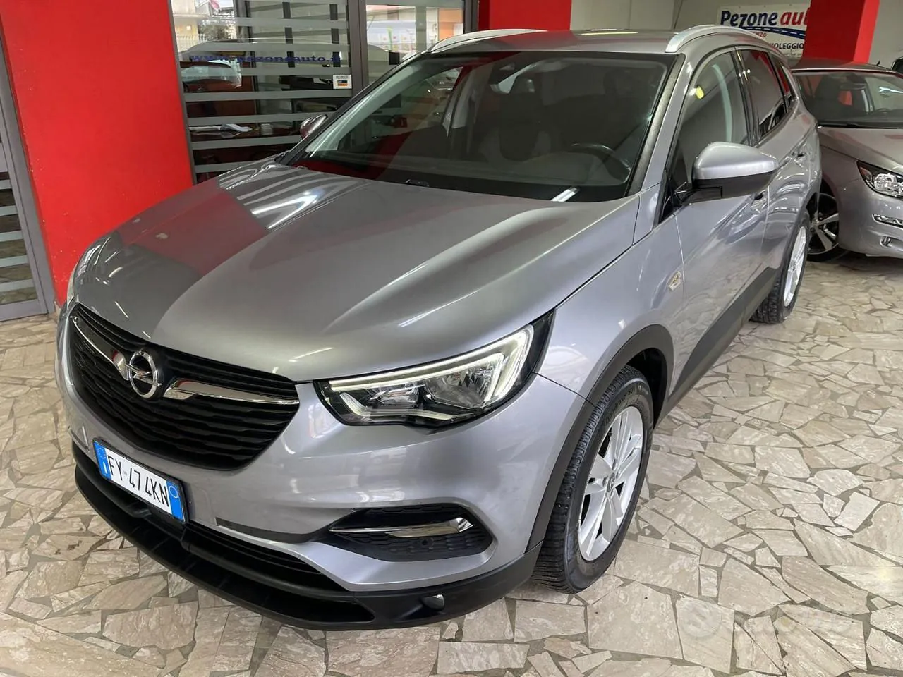 Opel Grandland X 2019 photo 2