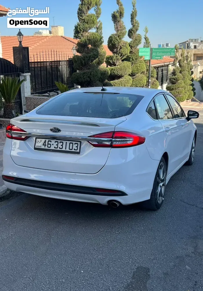 Ford Fusion 2017 photo 2