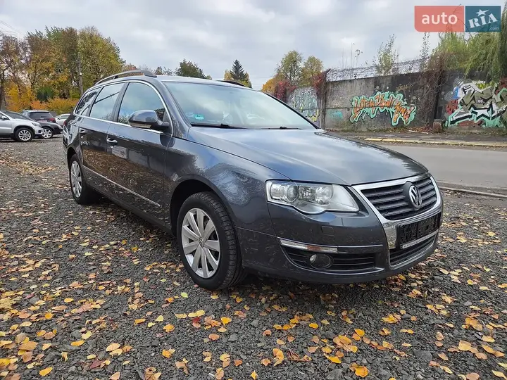 Volkswagen Passat 2010 photo 3