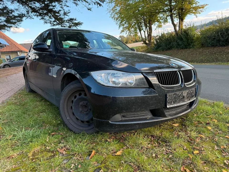 BMW 318I