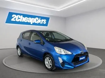 Toyota Aqua 2015 photo 4