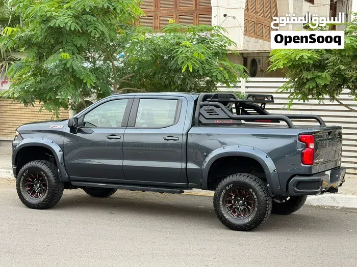 Chevrolet Silverado 2021 photo 3