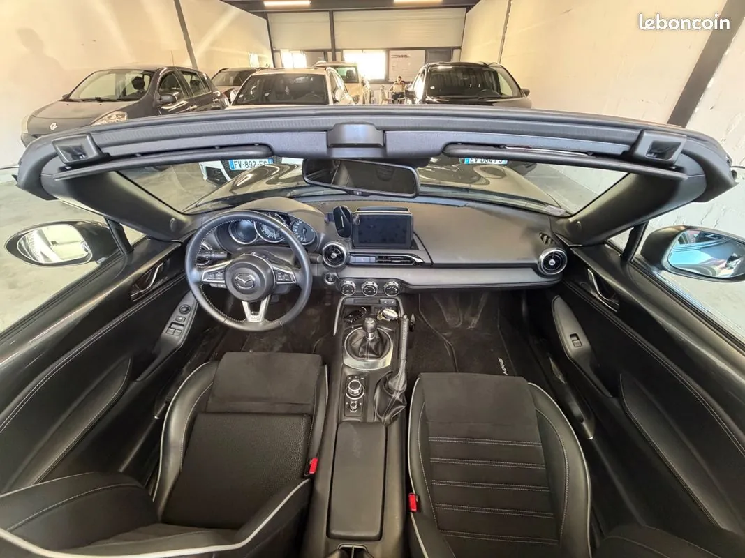 Mazda Mx-5 2022 photo 2