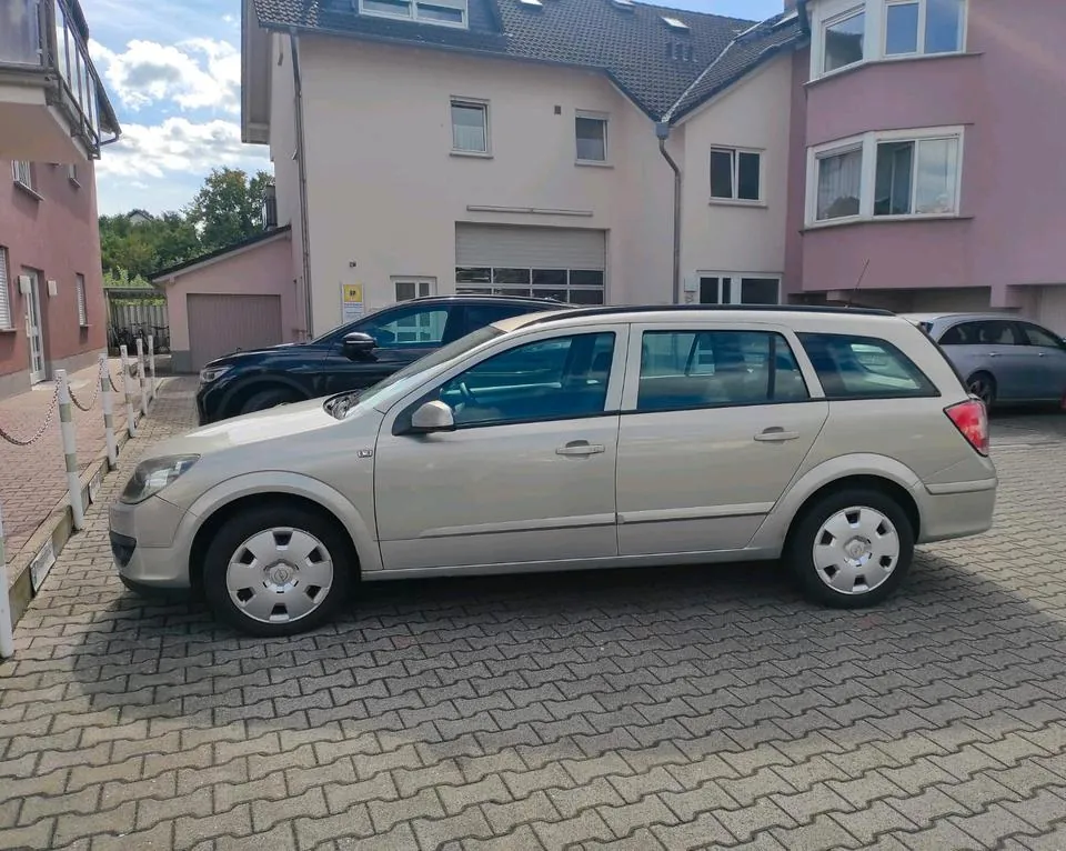 Opel Astra H