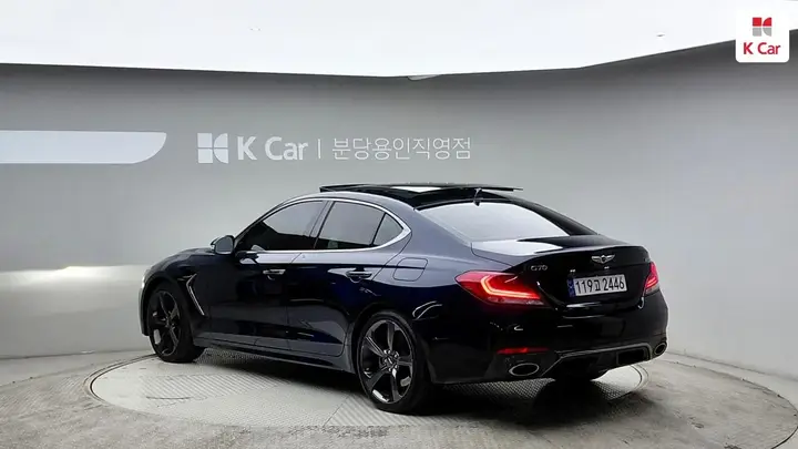 Genesis G70 2020 photo 2