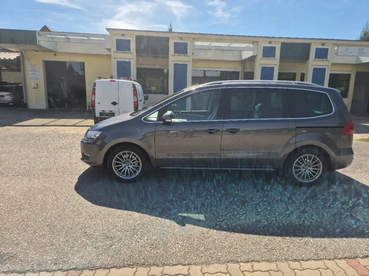 Volkswagen Sharan 2015 photo 2