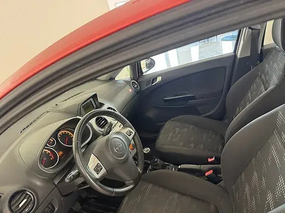 Opel Corsa 2012 photo 5