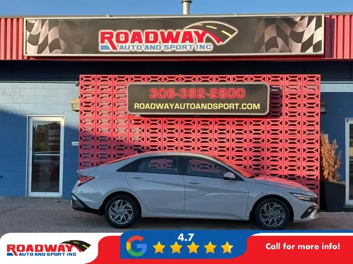 Hyundai Elantra 2025 photo 4
