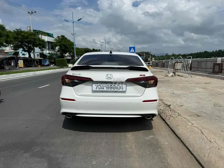 Honda Civic 2026 photo 4