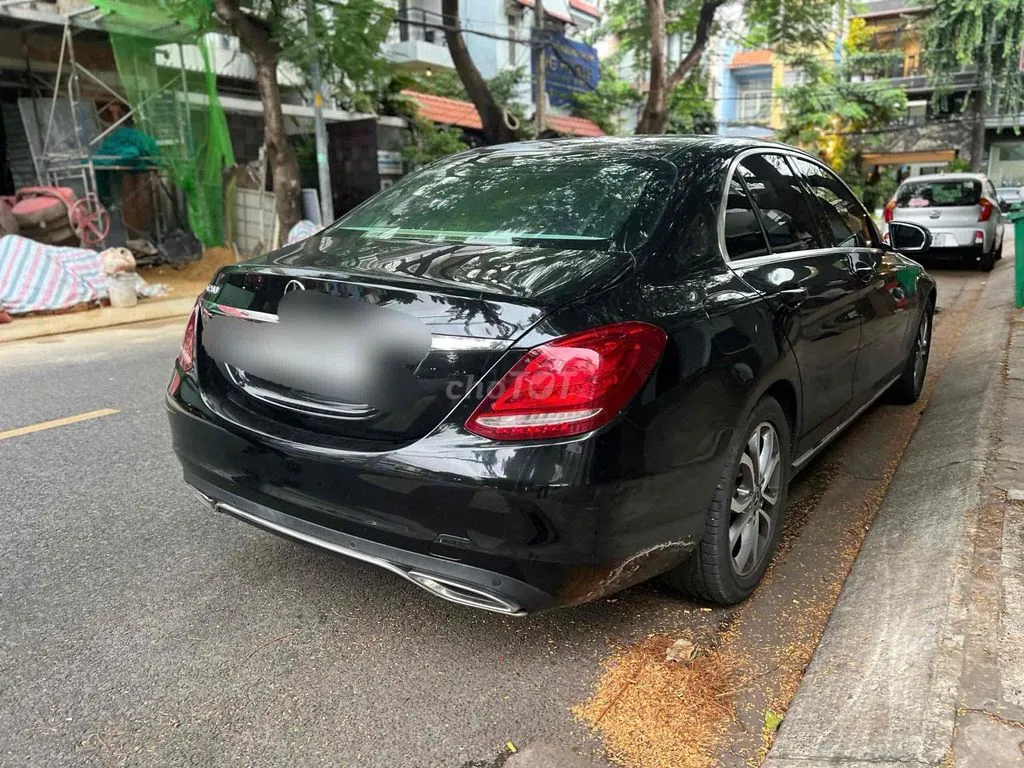 Mercedes-Benz C-Class 2018 photo 5