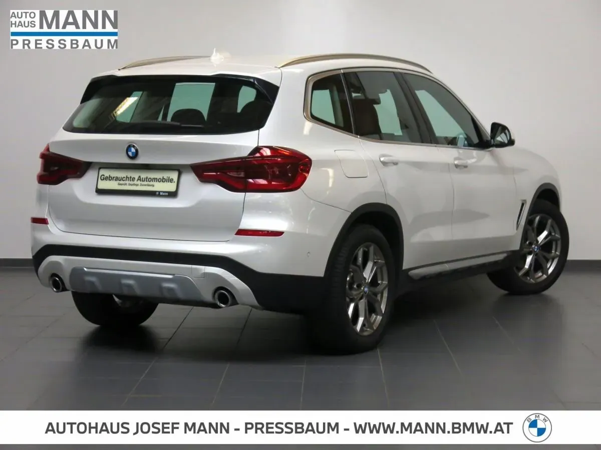 BMW X3 2018 photo 2