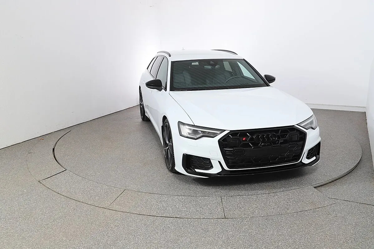 Audi A6 2023 photo 2