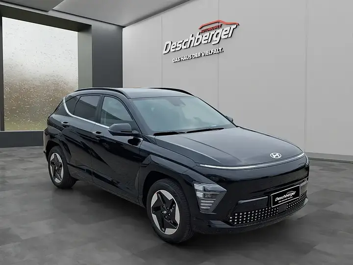 Hyundai Kona photo 2