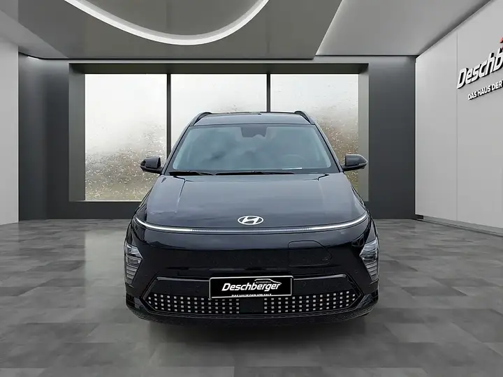 Hyundai Kona photo 3