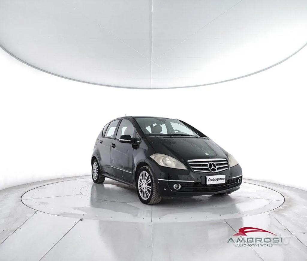 Mercedes-Benz A 180 2008 photo 2