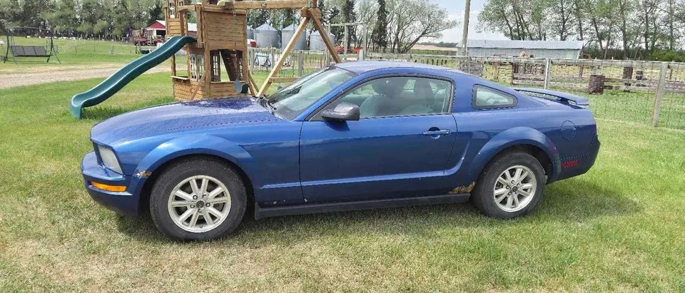 Ford Mustang 2006 photo 2