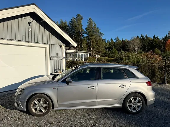 Audi A3 2016 photo 3