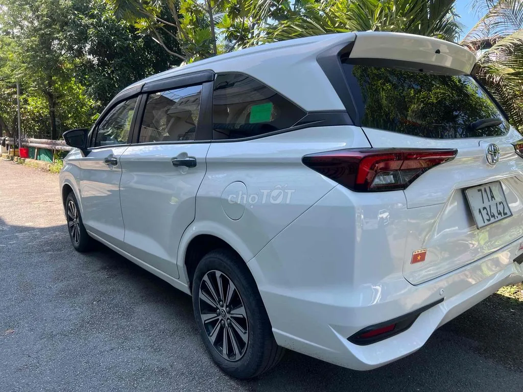 Toyota Avanza 2023 photo 2
