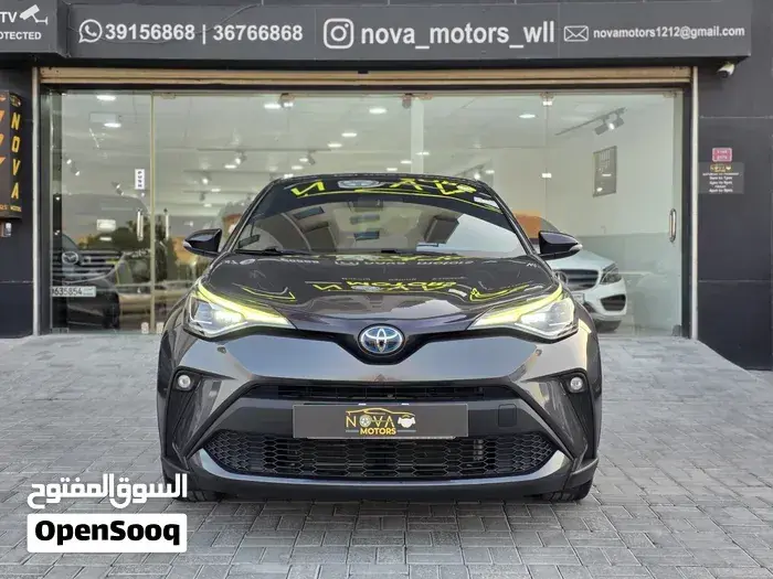 Toyota C-Hr 2023 photo 2