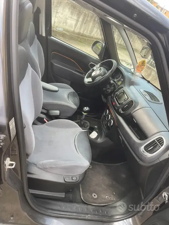 Fiat 500L 2014 photo 4