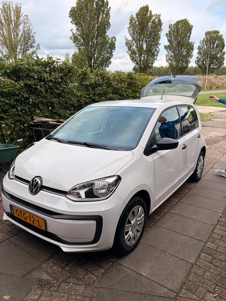 Volkswagen Up