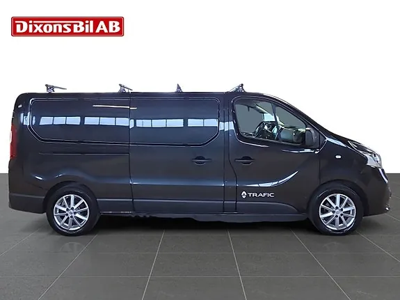 Renault Trafic 2017 photo 2