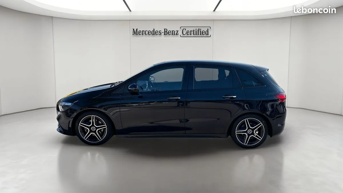 Mercedes-Benz B-Class 2025 photo 2