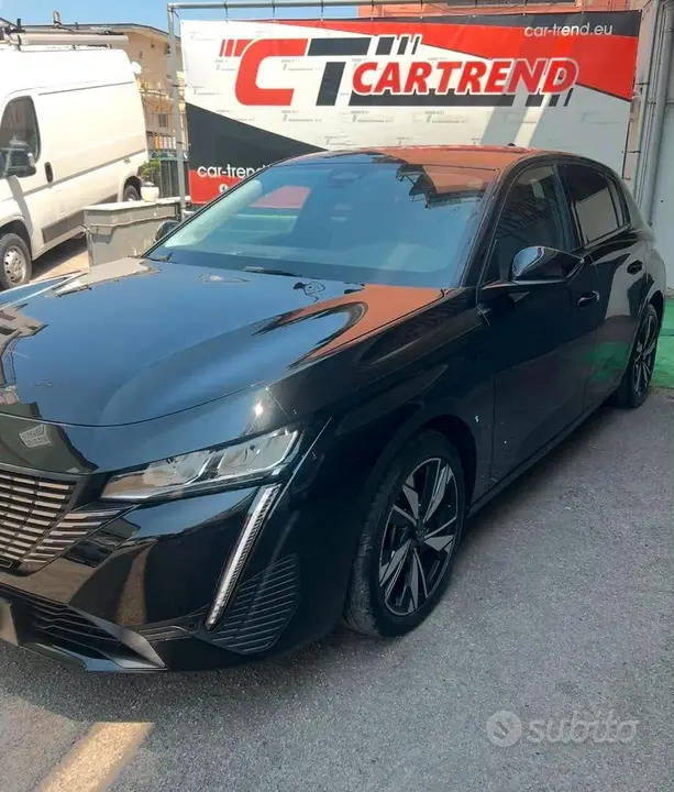 Peugeot 308 2022 photo 2