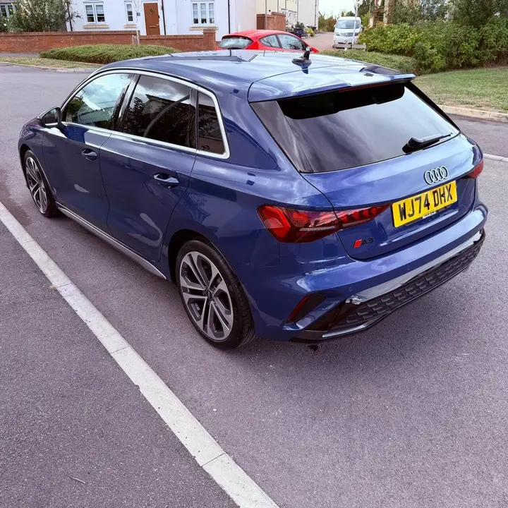 Audi A3 2024 photo 3