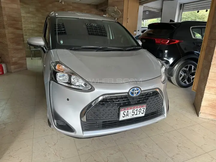 Toyota Sienta