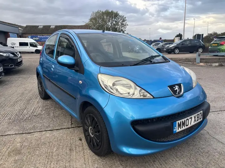 Peugeot 107 2007 photo 3