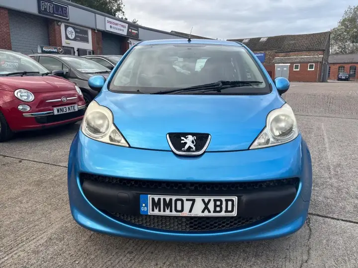 Peugeot 107 2007 photo 4