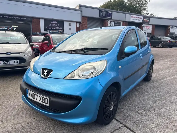 Peugeot 107 2007 photo 5