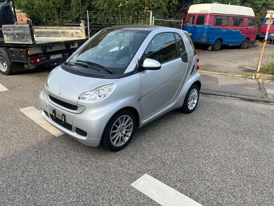 Smart Coupé