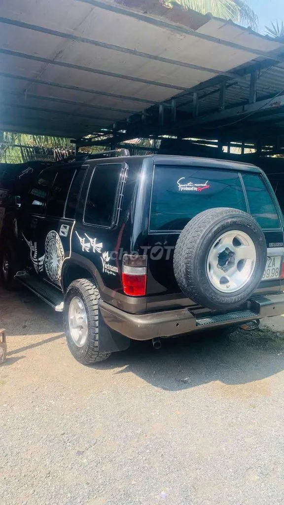 Isuzu Trooper