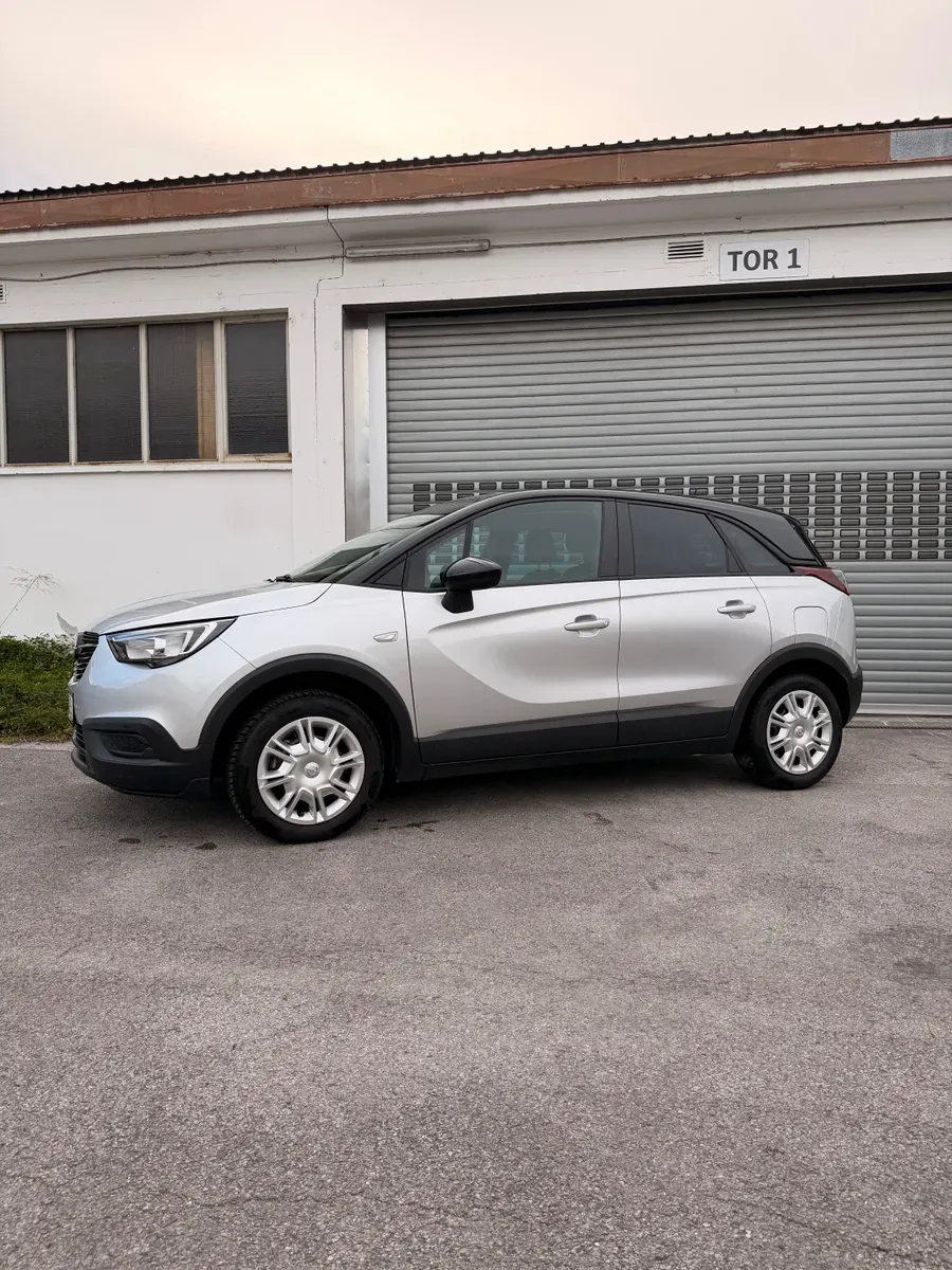 Opel Crossland X 2019 photo 2