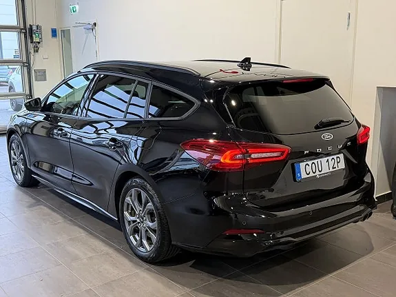 Ford Focus 2024 photo 4