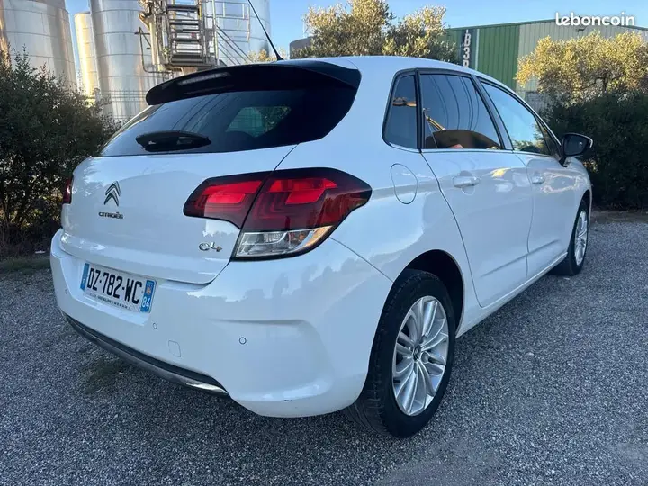 Citroen C4 2016 photo 4