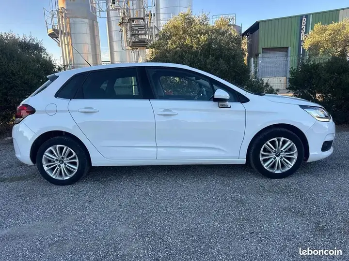 Citroen C4 2016 photo 5