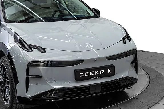 Zeekr X 2025 photo 2