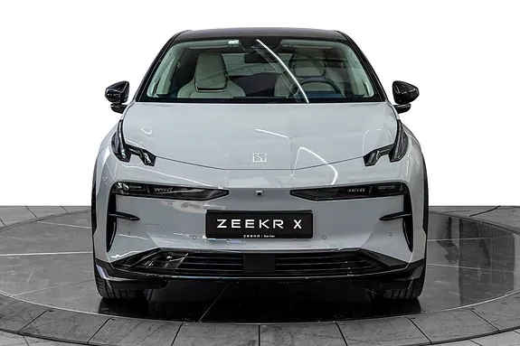 Zeekr X 2025 photo 3