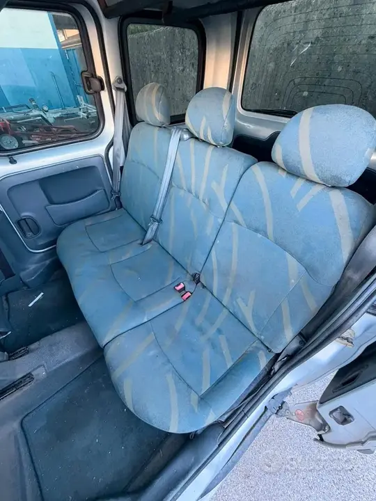 Renault Kangoo 2001 photo 4